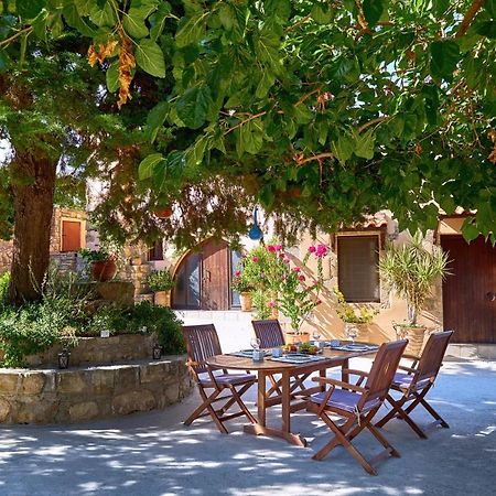 Mouri Villa Mourion  Exterior foto