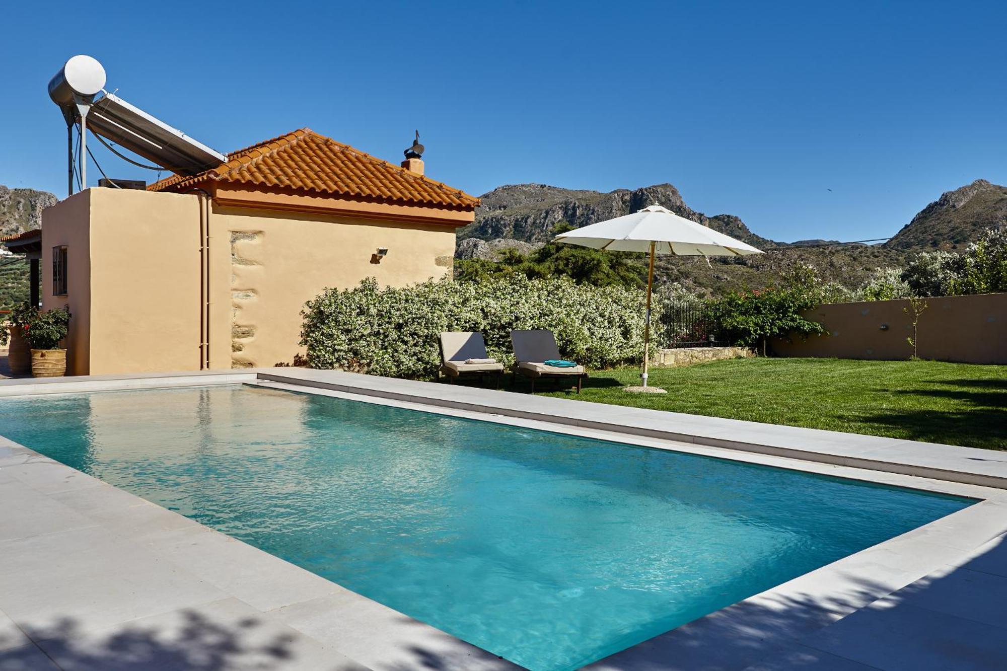 Mouri Villa Mourion  Exterior foto
