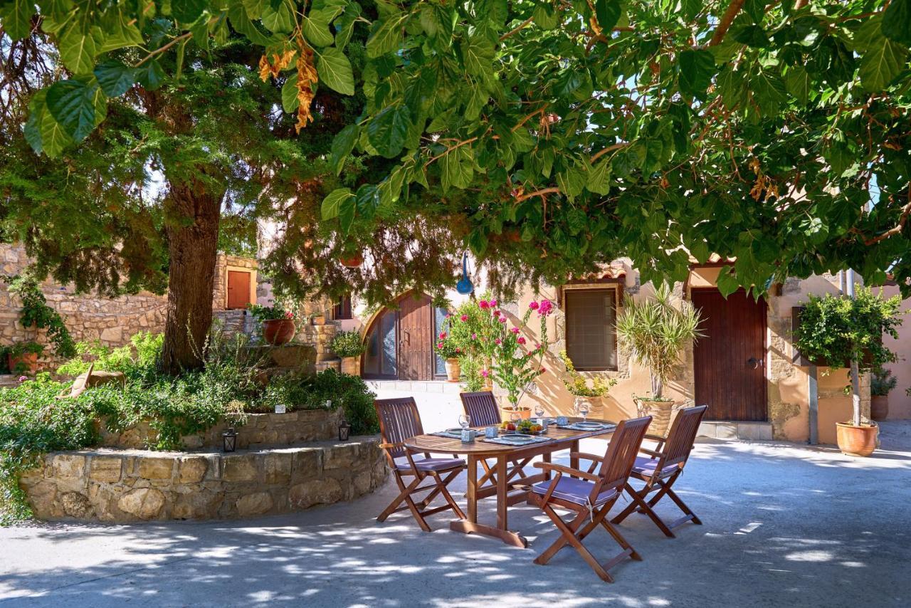Mouri Villa Mourion  Exterior foto