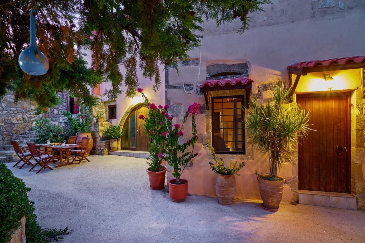 Mouri Villa Mourion  Exterior foto